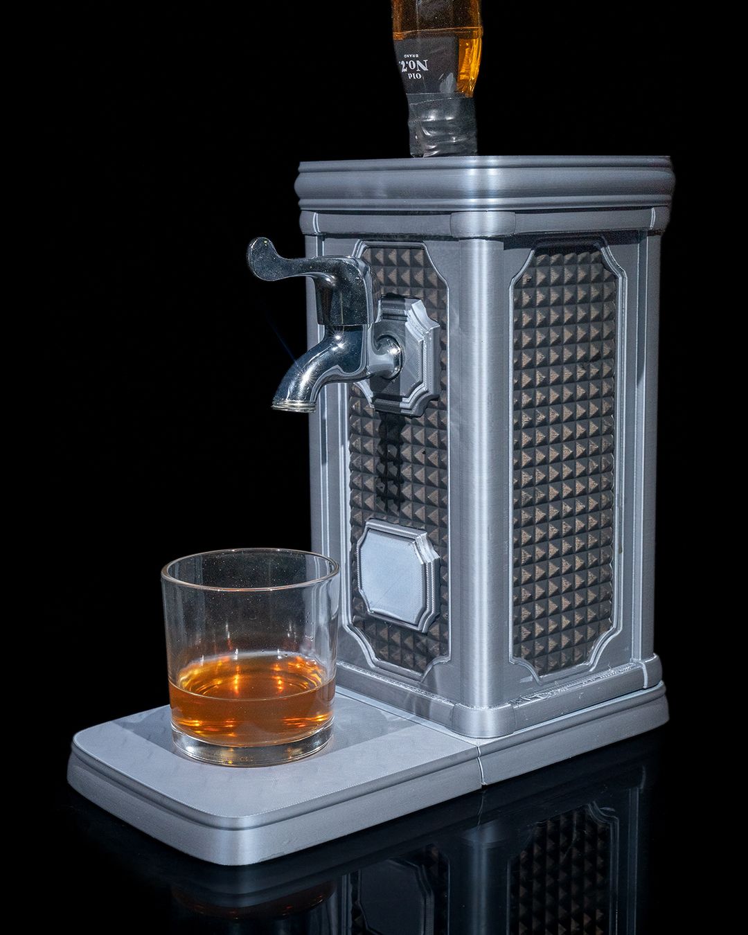 Cosmopolitan - Image 3