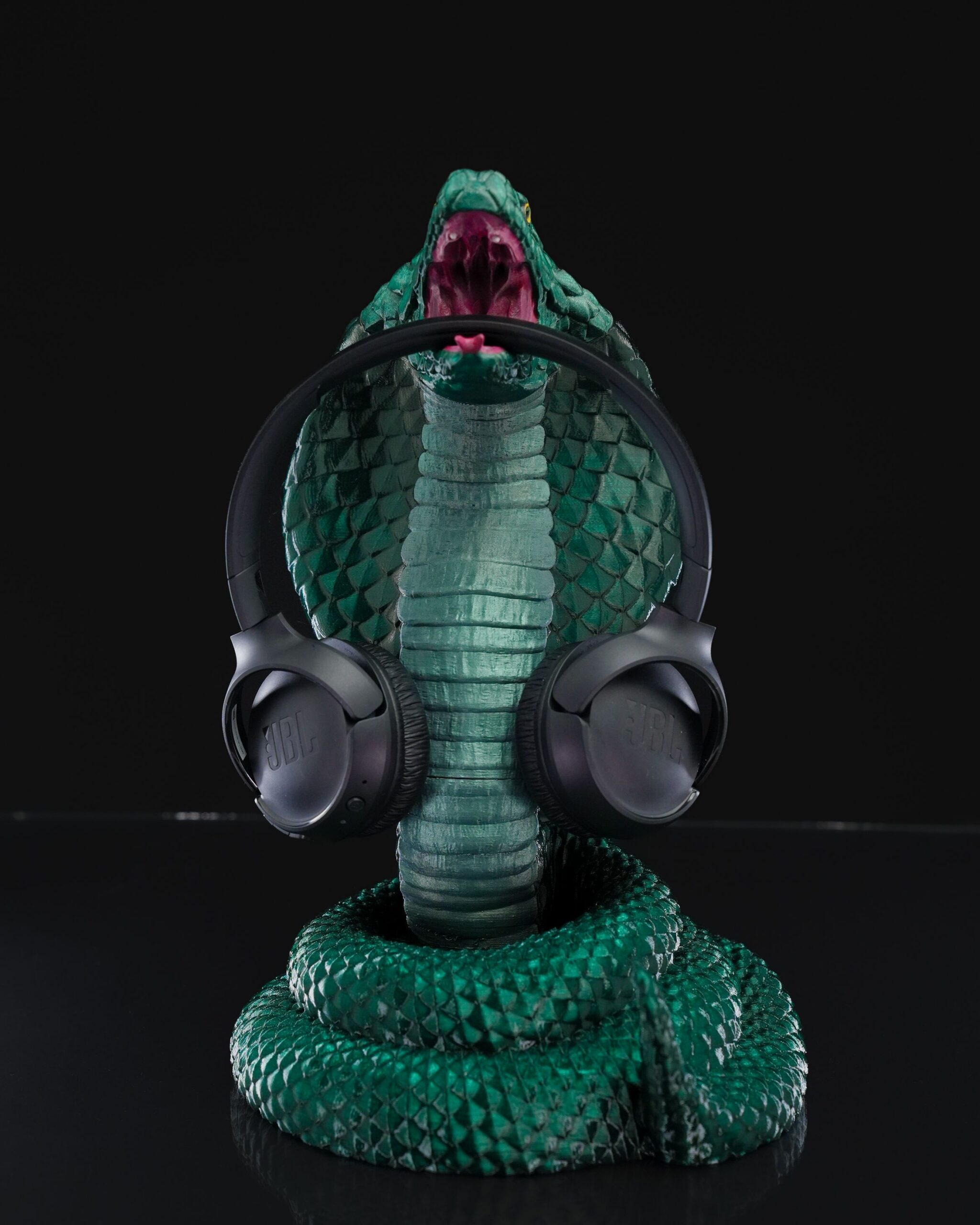 King Cobra Headphone Holder - Image 4