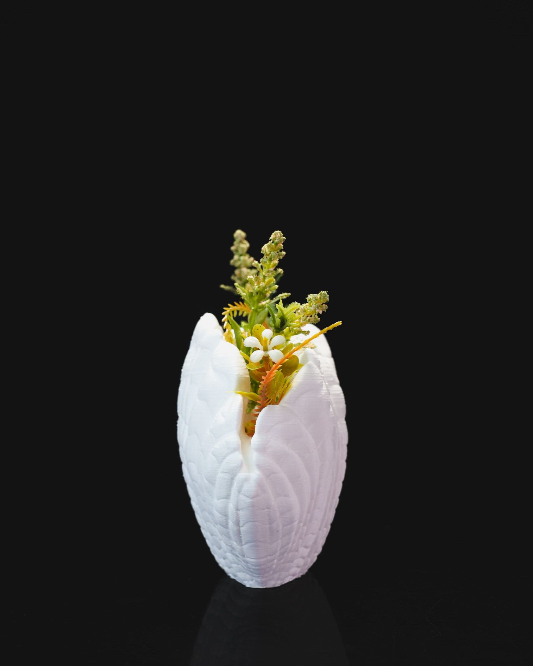 Shell Vase - Image 3