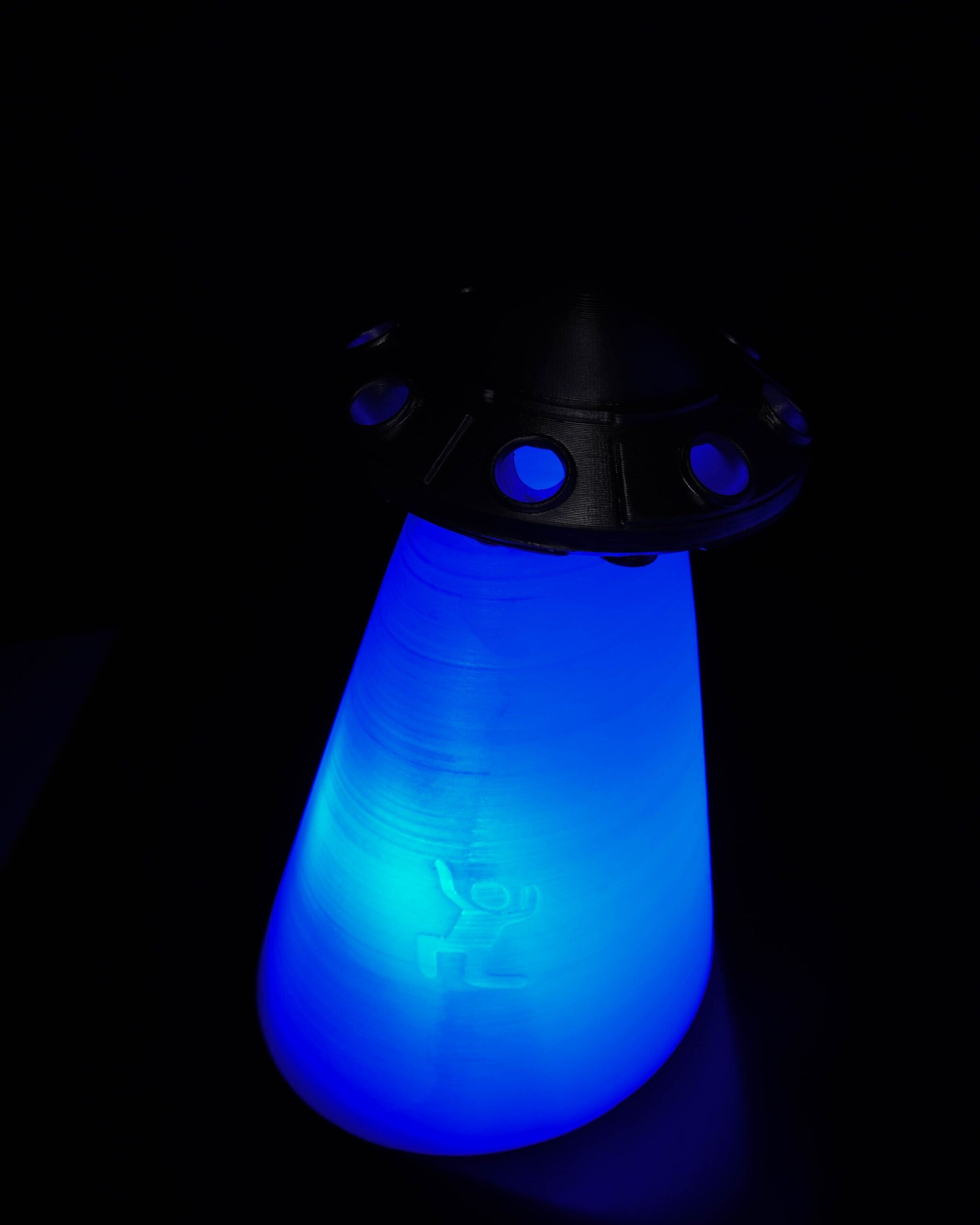 Abduction UFO Lamp - Image 4