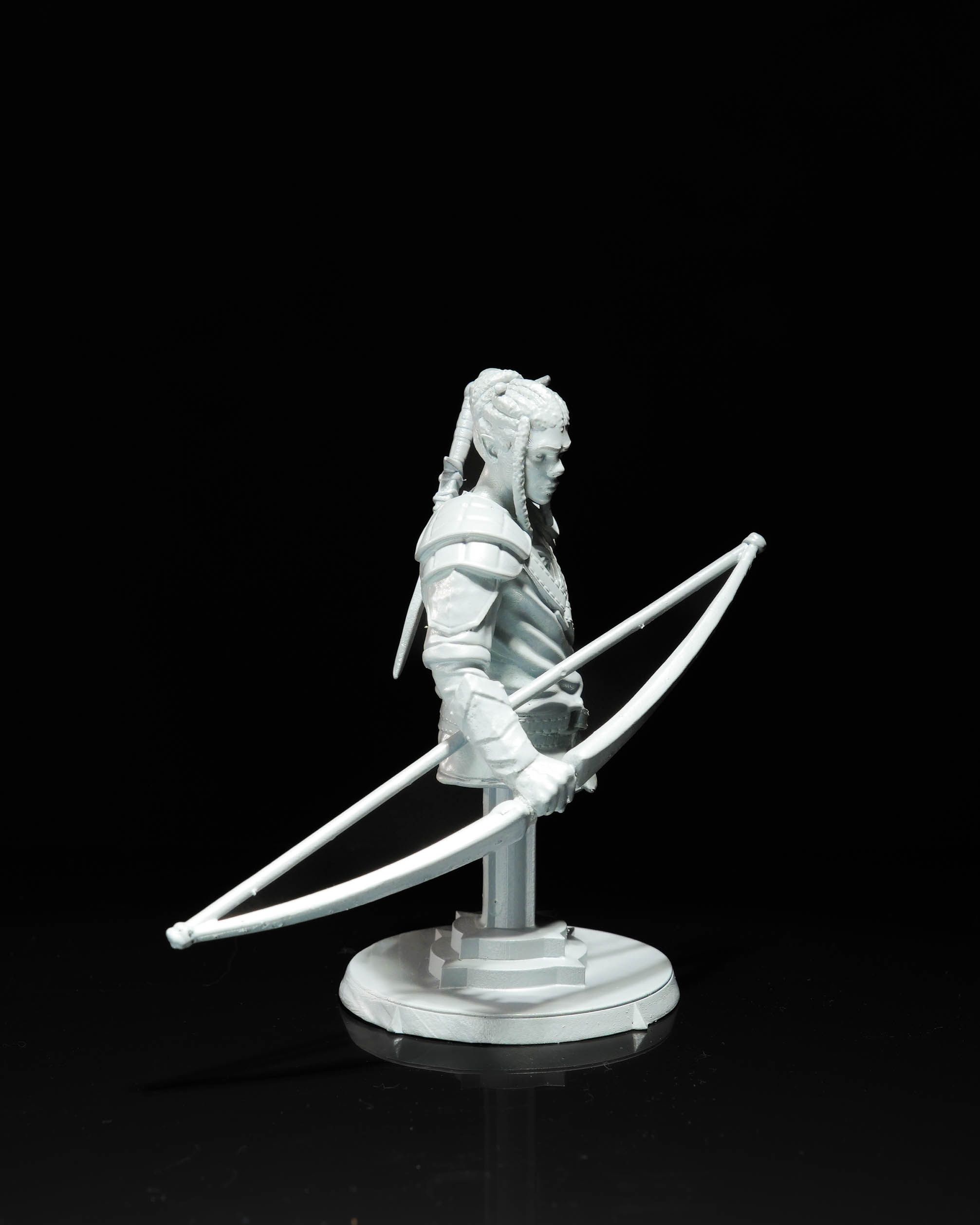 Miniatura para RPG - Eagon Milvenin (Coleção Graveyard Of Sorrows) - Sem Pintar - 32mm, 75mm & Busto - Image 5