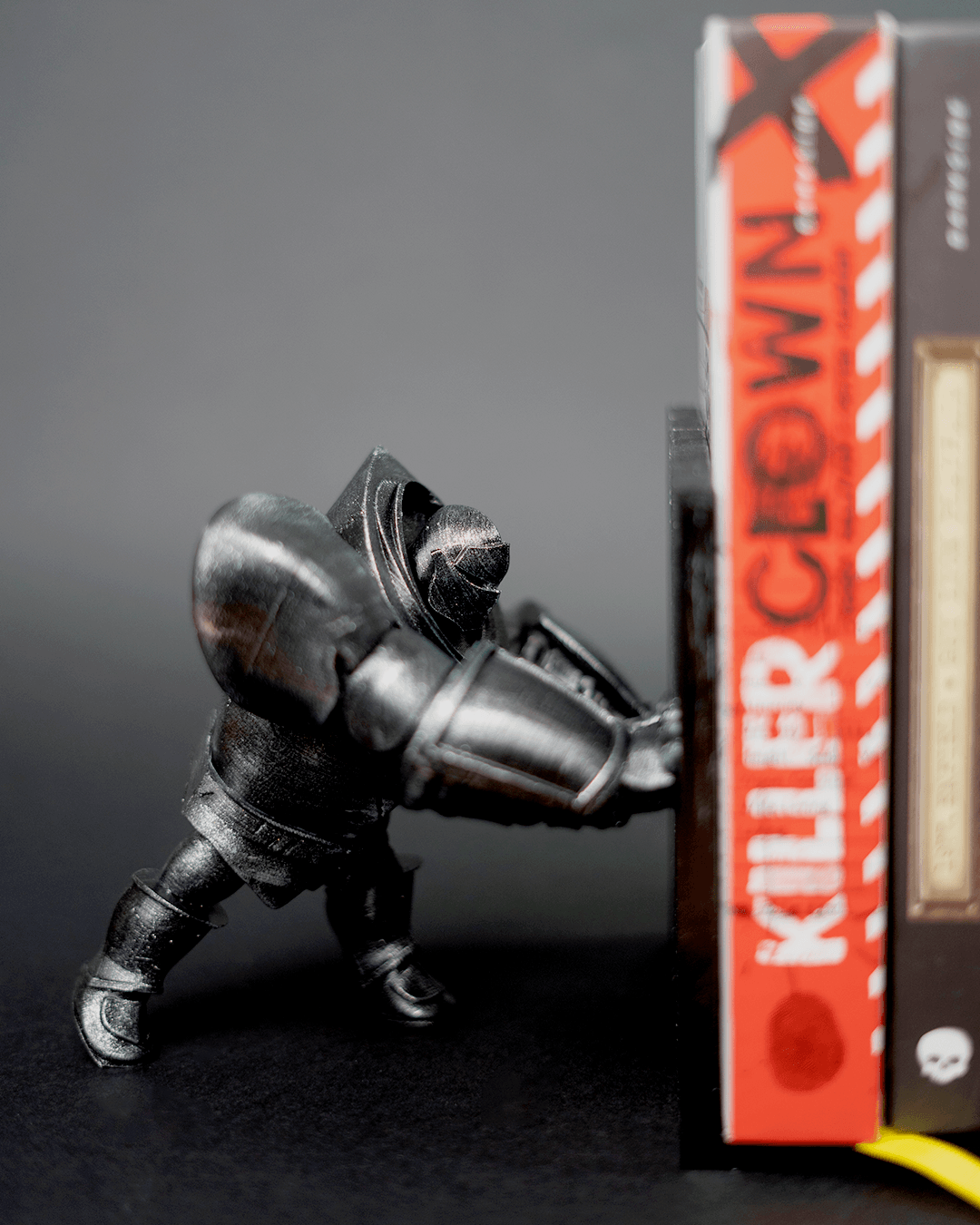 Knights Bookend - Image 5