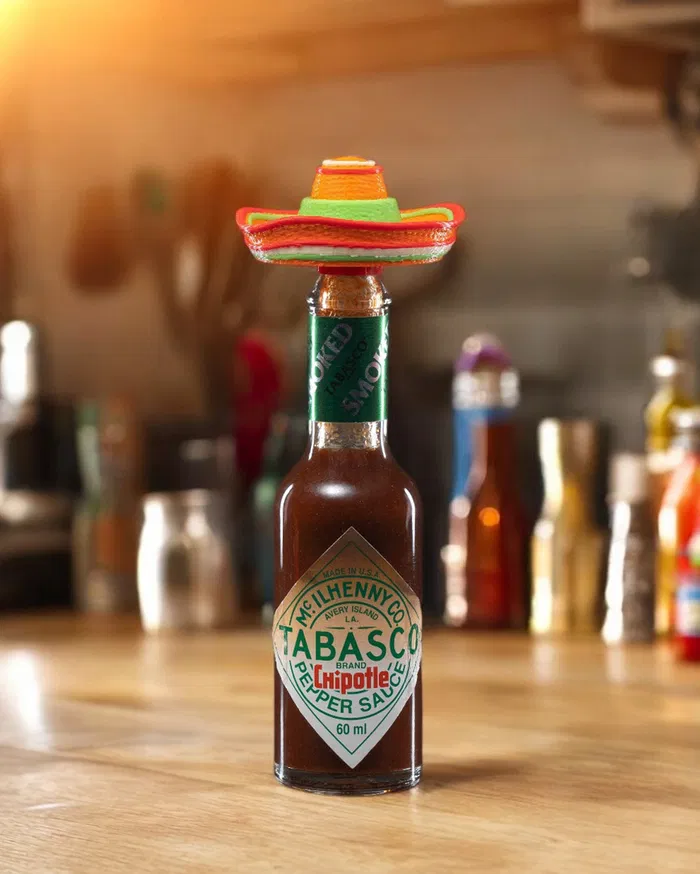 Tampa Pimenta Mexicana - Sombrero Keychain & Tabasco Topper