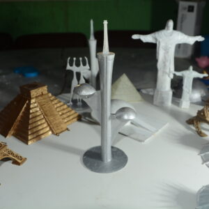 Miniatura da Torre de TV Digital de Brasília: Um Ícone Moderno para Sua Decoração!