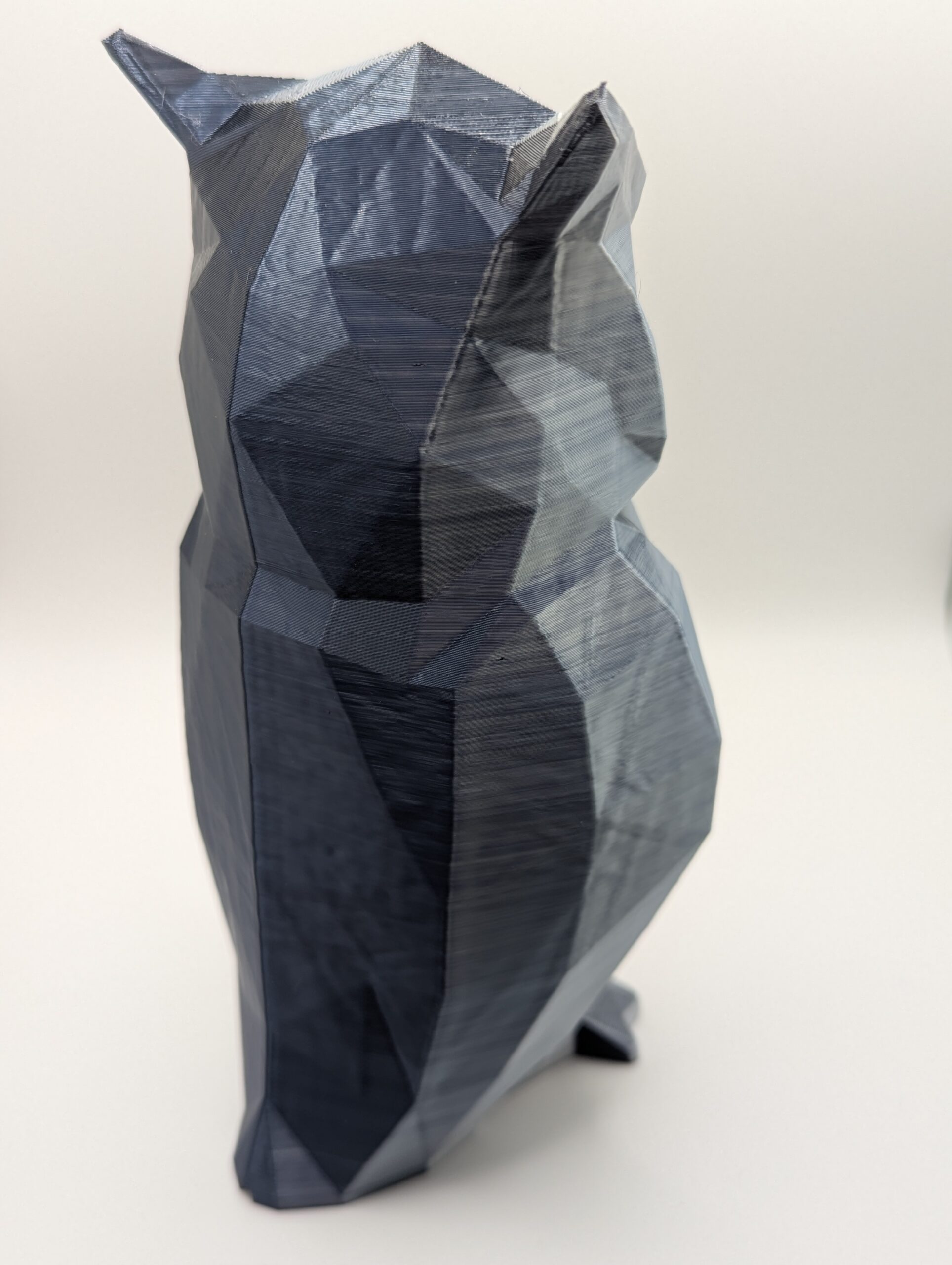 Low Poly Owl Statue - Image 3