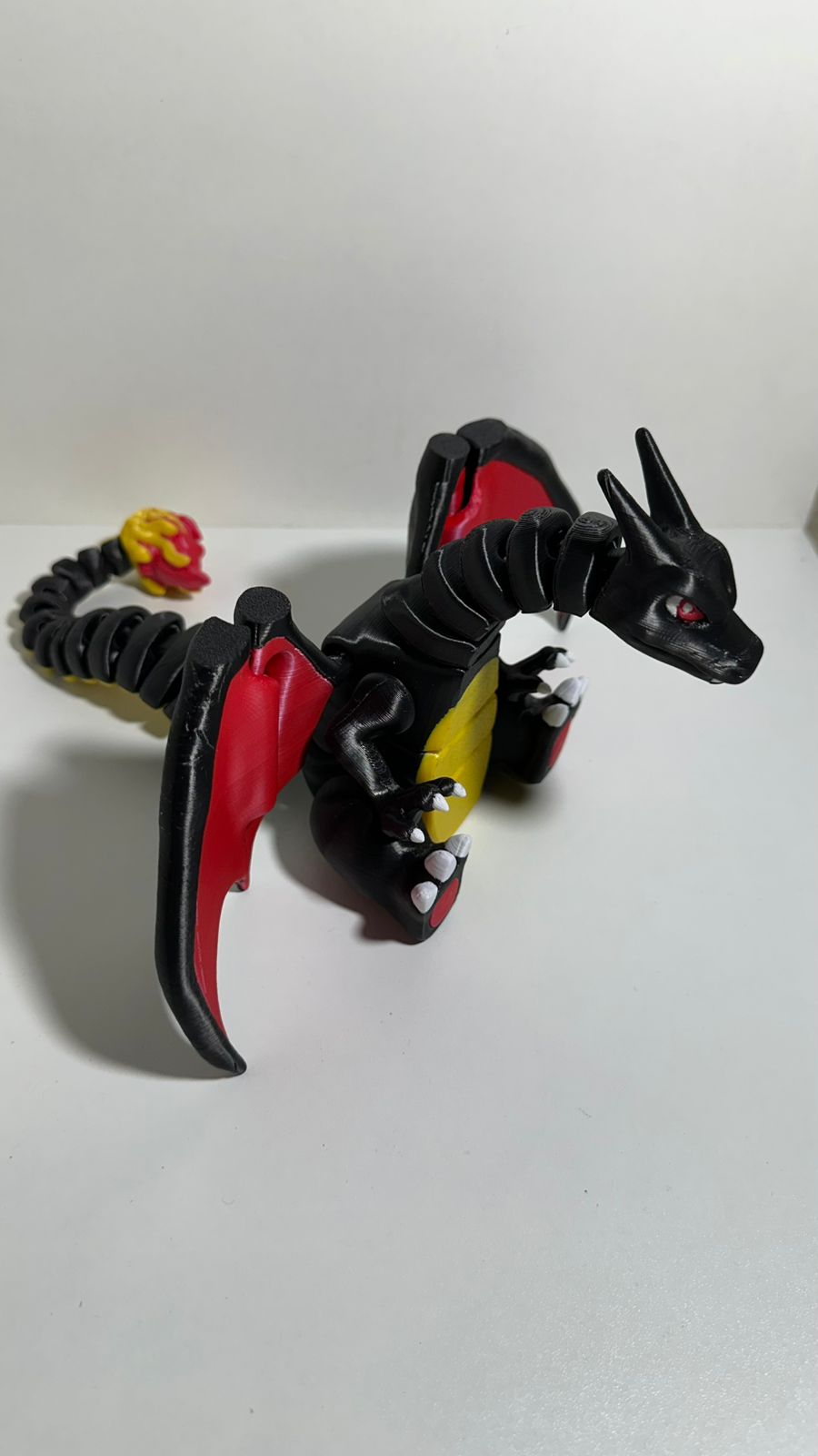 Charizard Black flexível Grande - 22 cm x 15 cm x 34 cm - Image 6