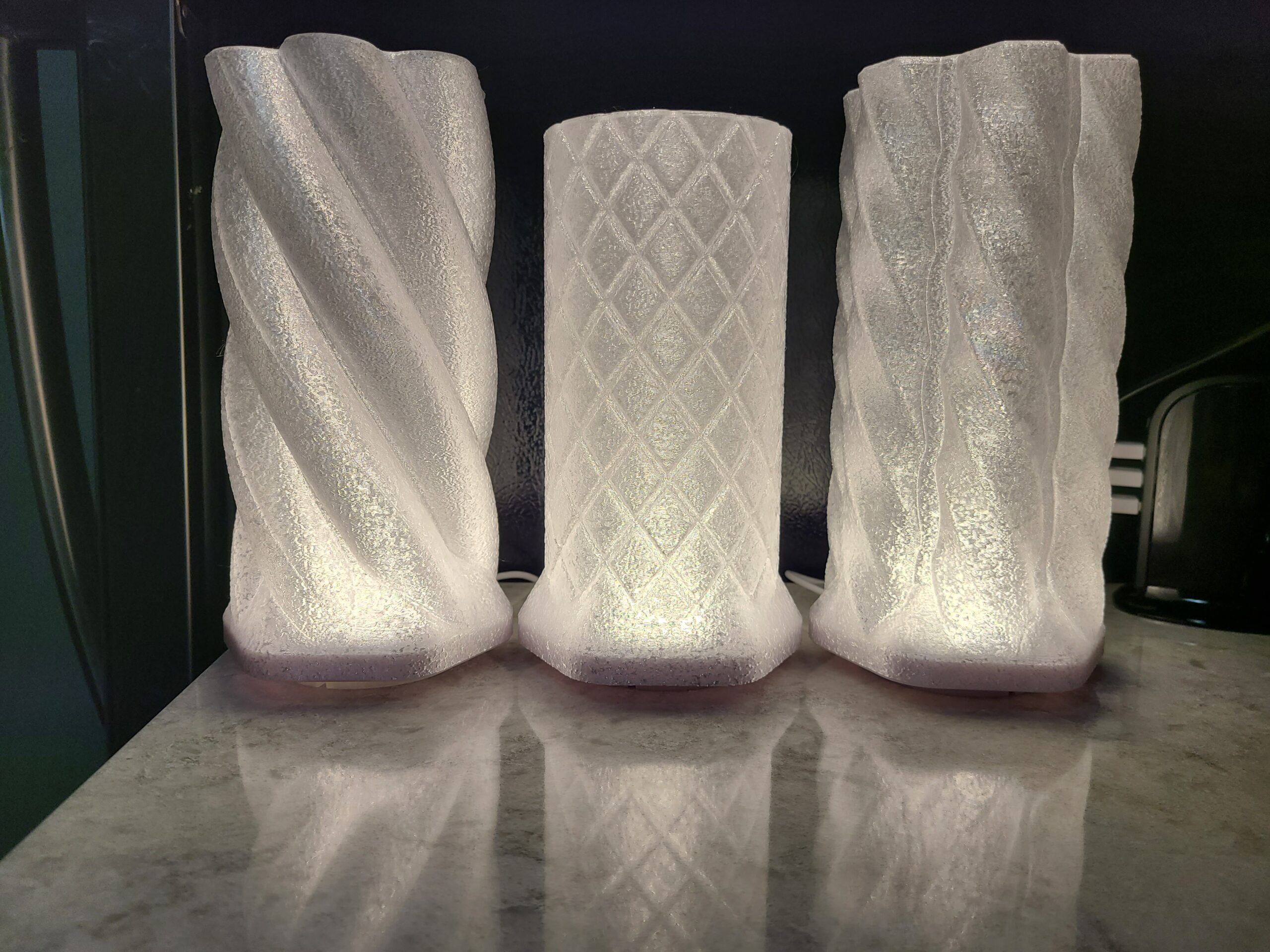 Round Twisting Spiral LED Lamp - Image 5