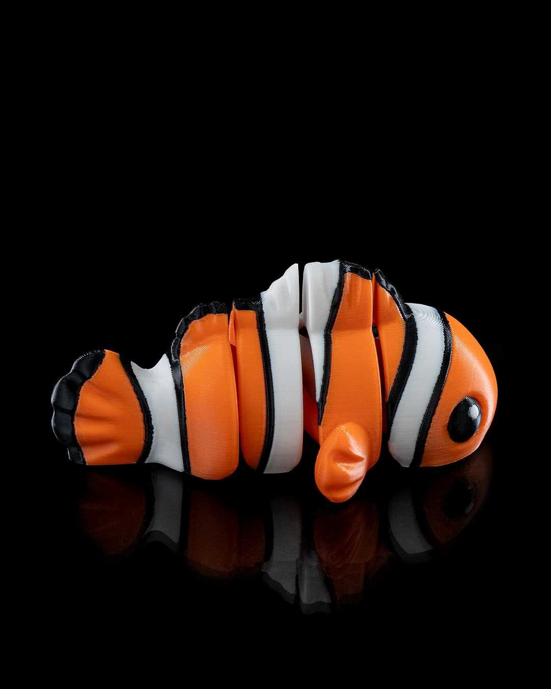 Cute Flexi Clownfish Keychain - Image 3