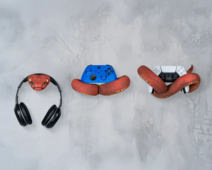 Silent Slither Controller & Headphone Holder